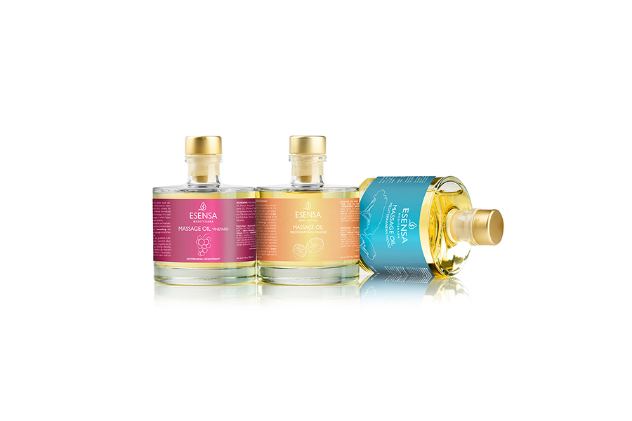 dees body oils label illustration and design for the brand Esensa Mediterana